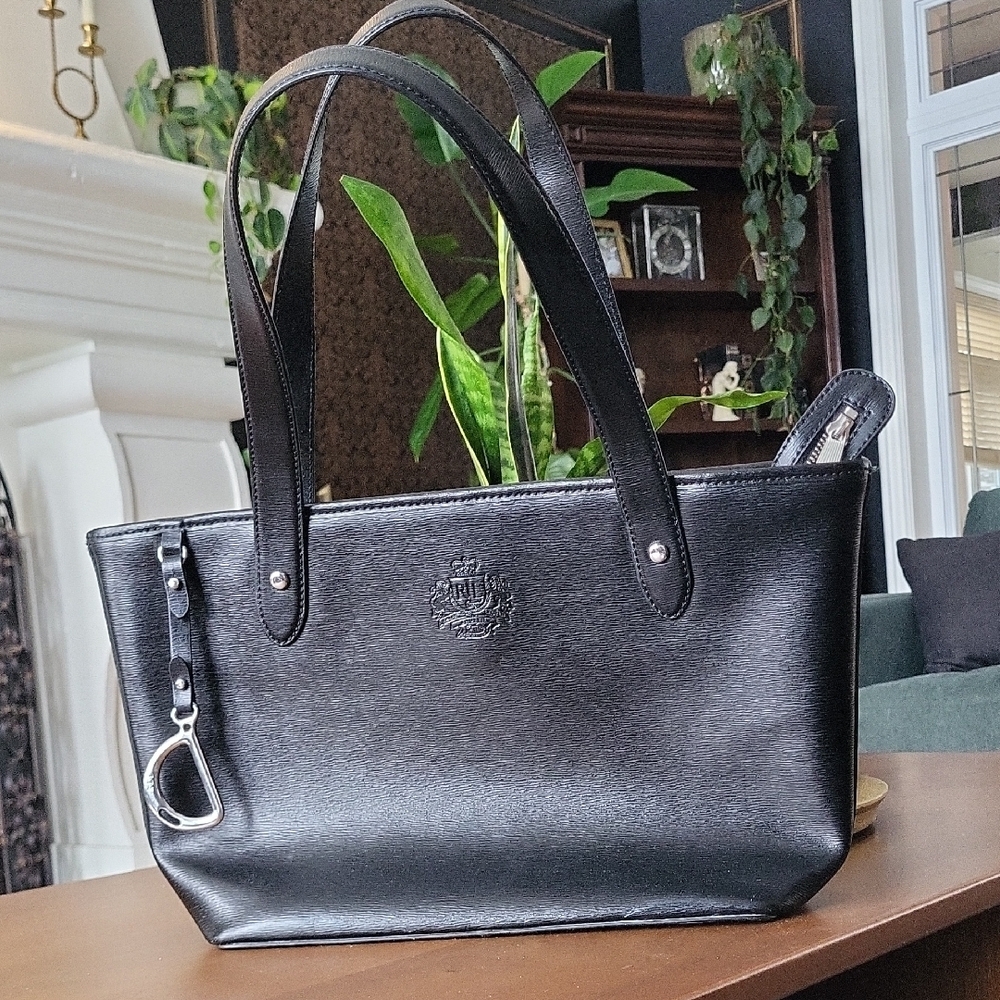 Elegant Black Leather Tote Bag